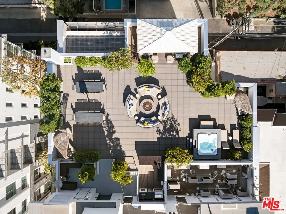 450 N Palm Drive 507, Beverly Hills, California 90210 home-pic-21